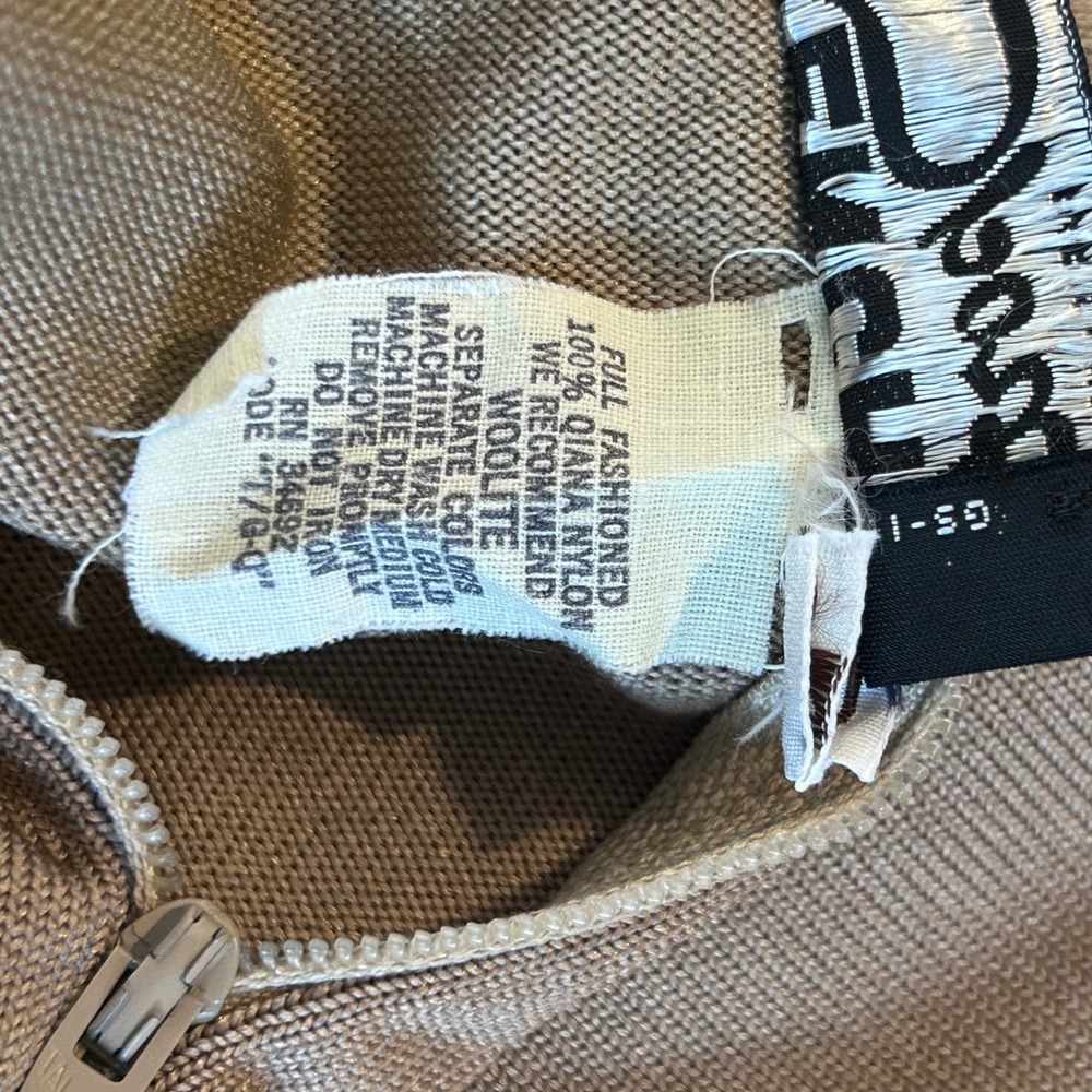 Givenchy  Sweater Size M Sport Womens‎ Tan Knit Logo Turtleneck - Picture 6 of 7